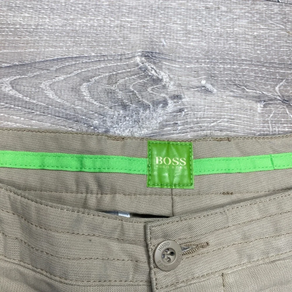 Hugo Boss Chino Shorts Mens Large Tan Green Label Cotton Stretch Golf Casual
